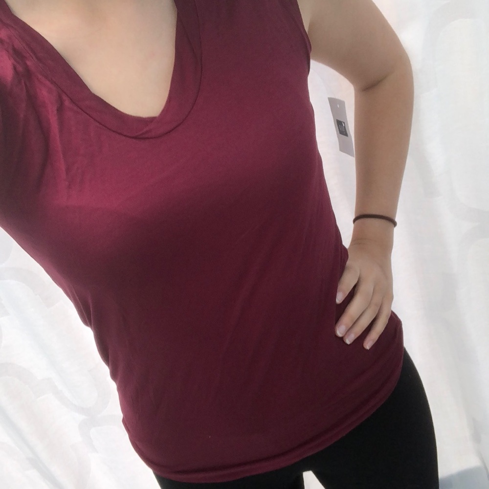 Maroon top NWT